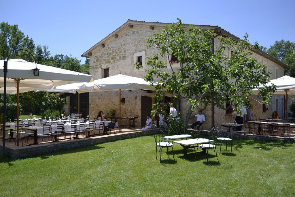 Locanda Rovicciano Castel Ritaldi Exterior photo