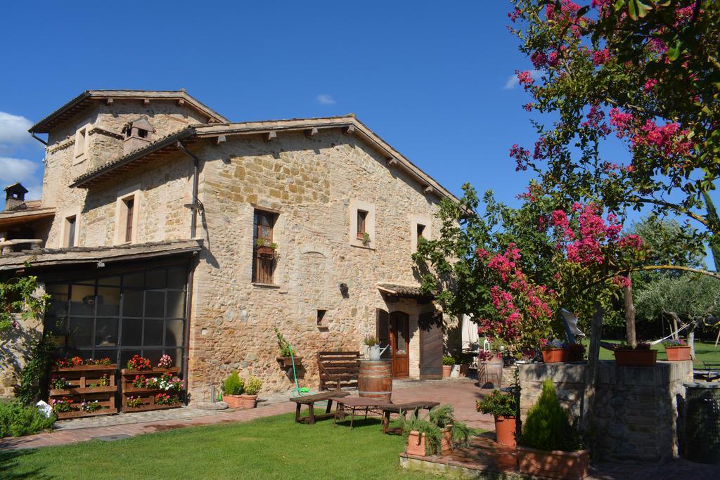 Locanda Rovicciano Castel Ritaldi Exterior photo